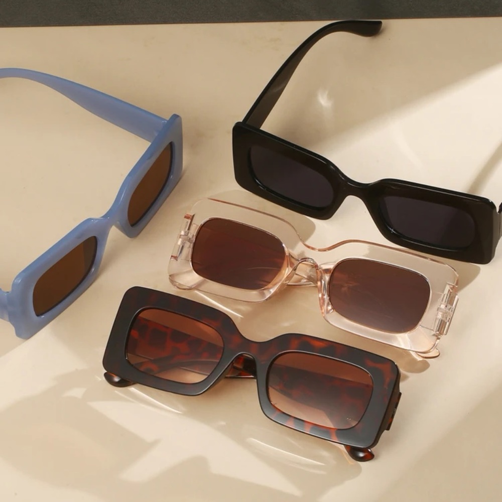 Basic Ladies Sunglasses - Picture 6 of 7